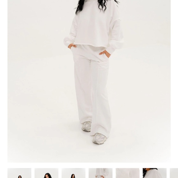 The Foxy Kind Women's White Relaxed Fit Pants Sweatset - Picture 1 of 1